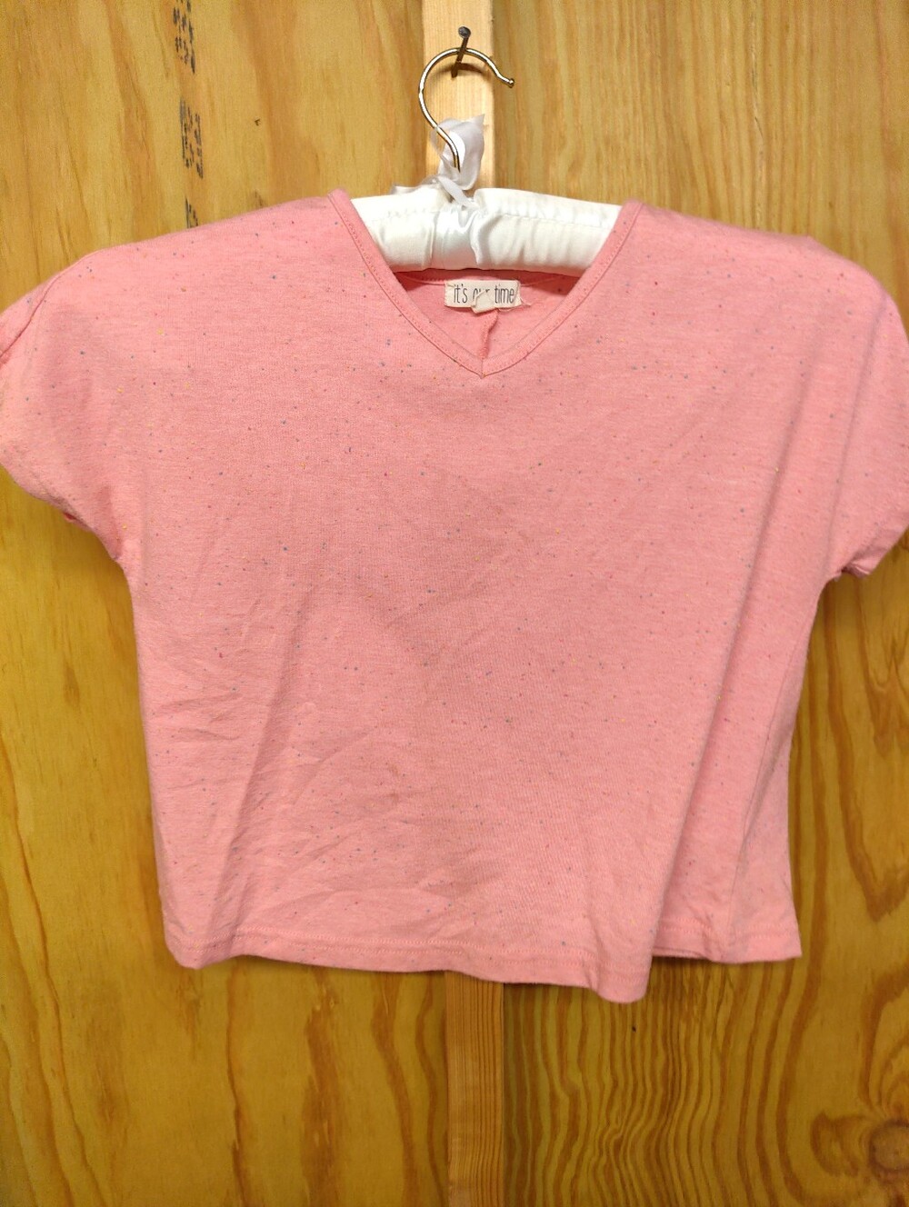 It's Our Time Girls M 10-12 Pink Rainbow Flecked Confetti Speckle V-Neck Crop To